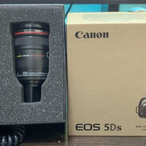 全新 Canon 5DS 8GB USB Flash Drive 相機模型手指 figure camera model