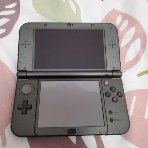 全黑色 Nintendo New 3DS LL 開心版 32GB