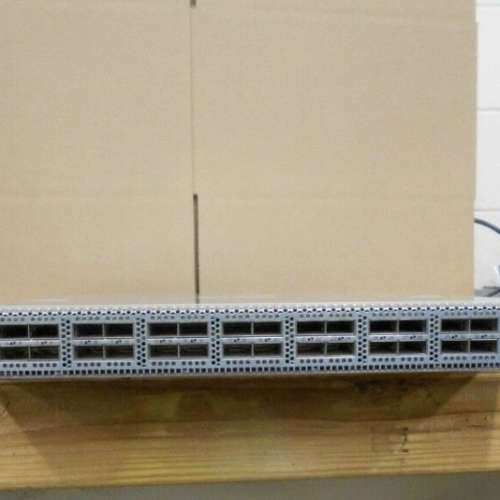 (特價2台) (二手) Celestica Smallstone XP D4040 32口 QSFP 40GBe 交換機 二手或全新網絡