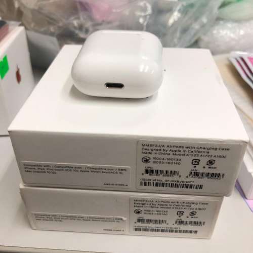 出售Airpods 1代港版過保 HKD 450