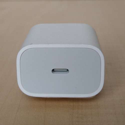 Apple 18W USB-C Power Adapter 充電器