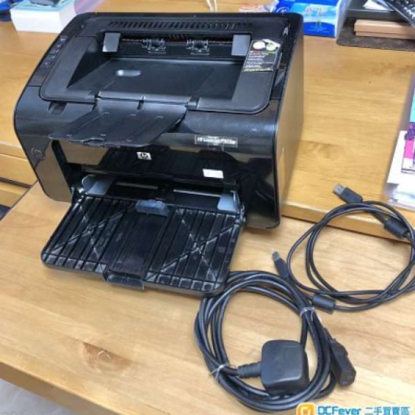 HP Laserjet P1102w 70%新 (有問題機  當零件機賣)