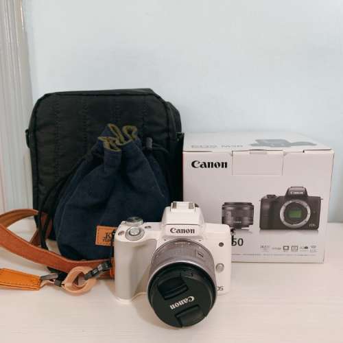 Canon EOS M50 kit set (white)