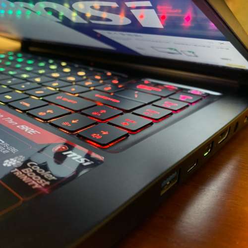 99% New MSI GS65 8RE Stealth Thin (NB-GS658R6)