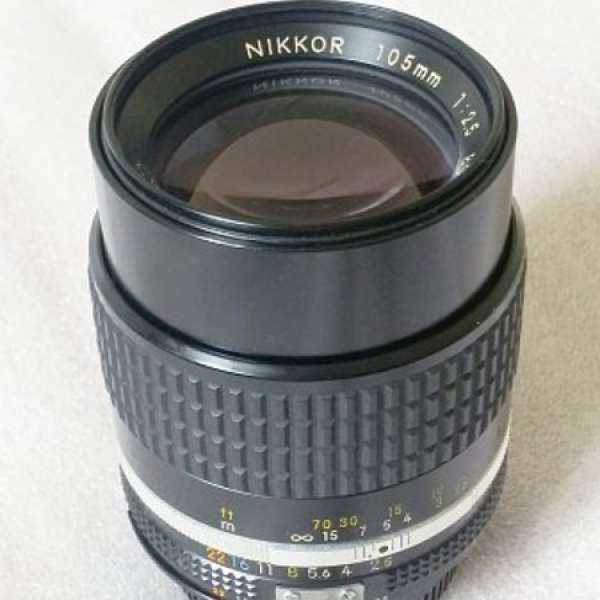 Nikon 手動定焦 105mm F2.5 AiS 一支有故事嘅鏡頭  '阿富汗少女'