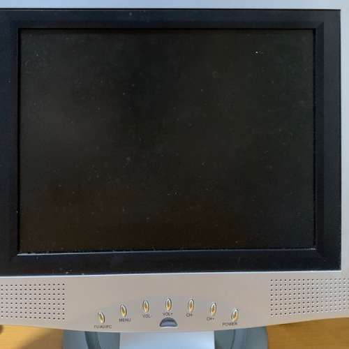 壞Super 8” LCD TV