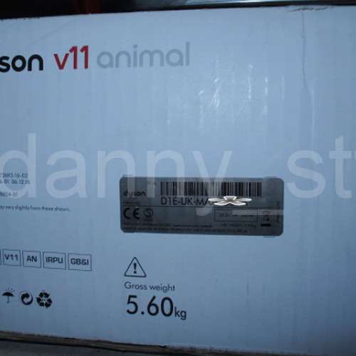 Dyson V11 Animal 英國行貨 最新款 無線吸塵機 跟5個原裝吸頭 長管 火牛 充電座