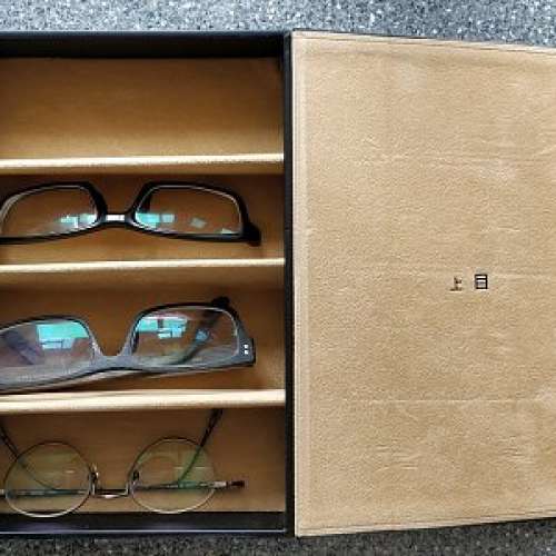 上目皮革眼鏡盒（四副裝）