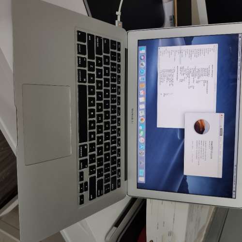 Macbook Air  (Early 2014) 80% New 有少凹平賣 256 SSD