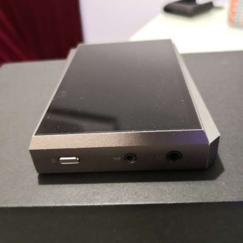 AK320 全套有盒行貨