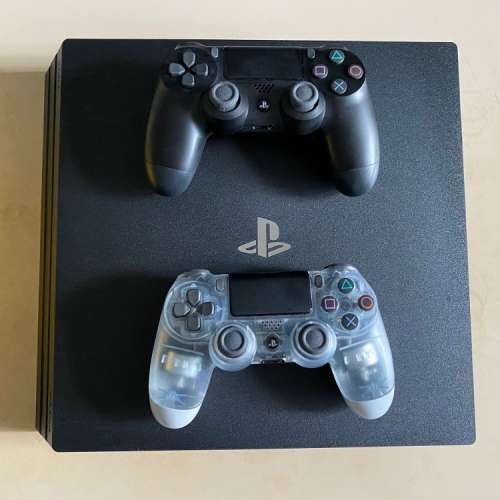 PS4 PRO 1TB 行貨黑色有盒有單 2手制