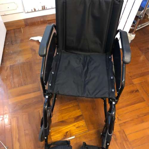 手推輪椅 TX-1 (多功能、實心胎、11.6kg) 原價2,480.00