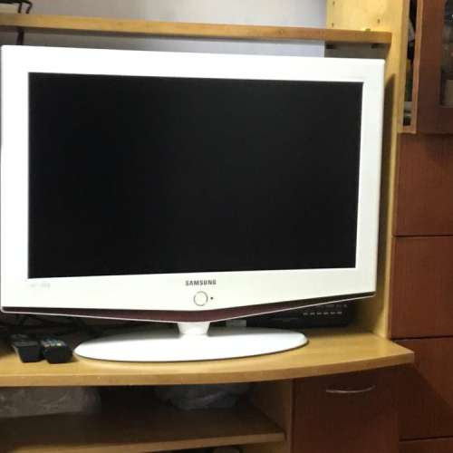 出售: samsung 32 inch lcd tv