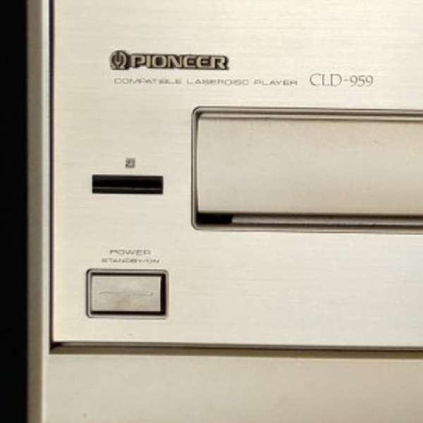 Pioneer CLD -959 可作CD-player