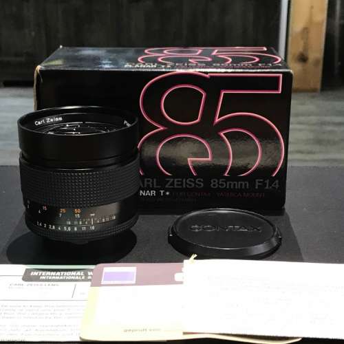 Contax 85mm f1.4 AEG lens with box and cert.