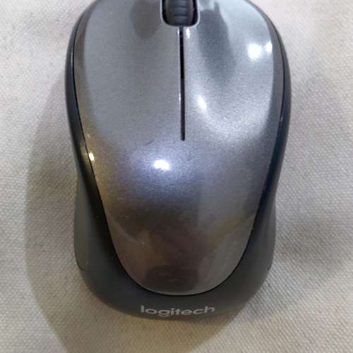 Logitech M235 wireless mouse only (w/o dongle) 淨無線滑鼠 (不包括接收器)