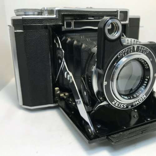 ZEISS IKON SUPER IKOMAT 530/16 120 film 6X6 size