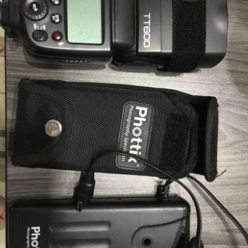 Godox TT600 機頂閃光燈 + Phottix 8x AA 外置電池盒 (CANON 版) 套裝