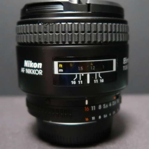 Nikon AF 85mm F1.8D