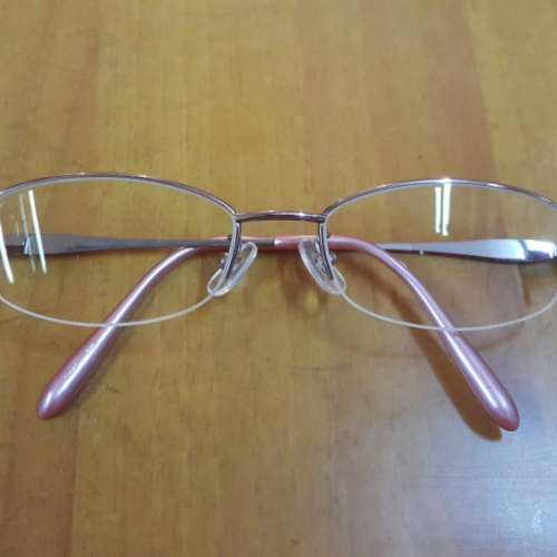 新淨 SEIKO 精工 彩紫色 眼鏡框,只售HK$200(不議價)