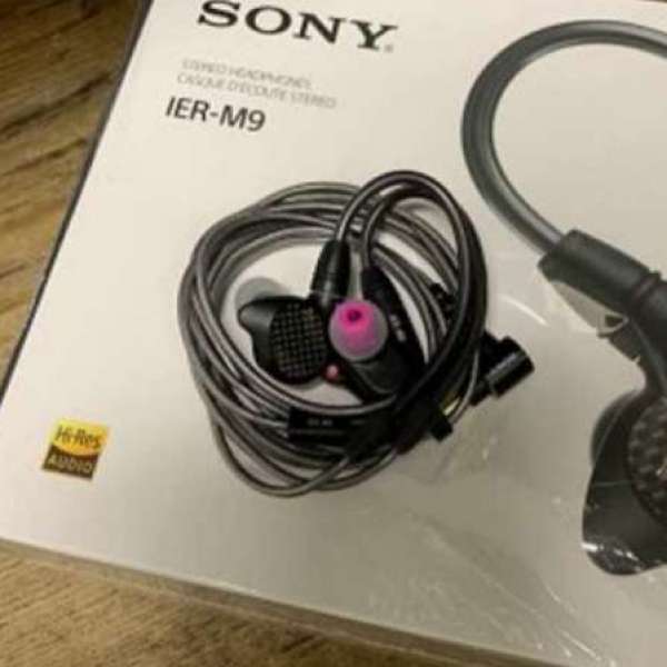 出售 92%新 Sony IER-M9 耳機