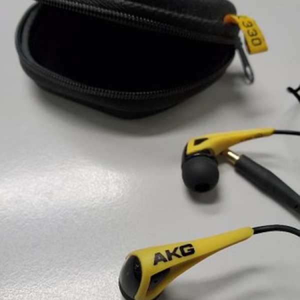 95% new AKG K330 headphone 耳機