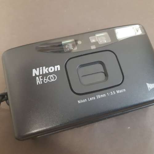 Nikon AF600， 28mm 廣角3.5 定焦菲林相機