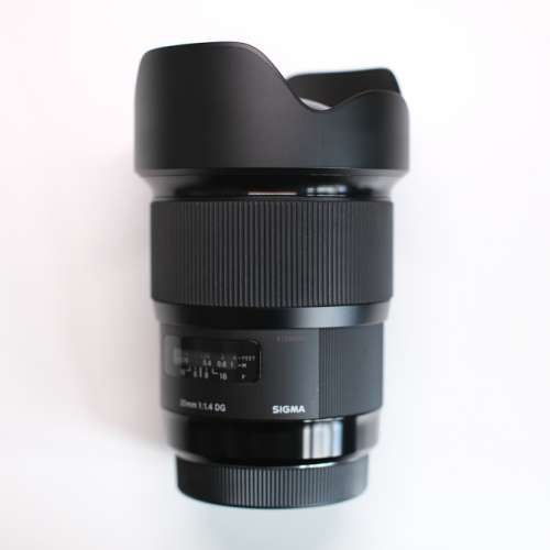 Sigma 20 mm f1.4 廣角大光圈鏡頭 ( Canon EF Mount ) 另購接環可用於Sony A7系列