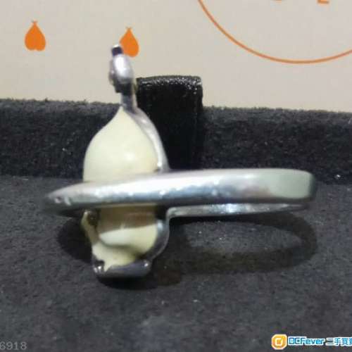 9成新男女款VIVIENNE WESTWOOD 925純銀品牌商標星球骷髗頭閃石戒指介指6.5號M SIZE