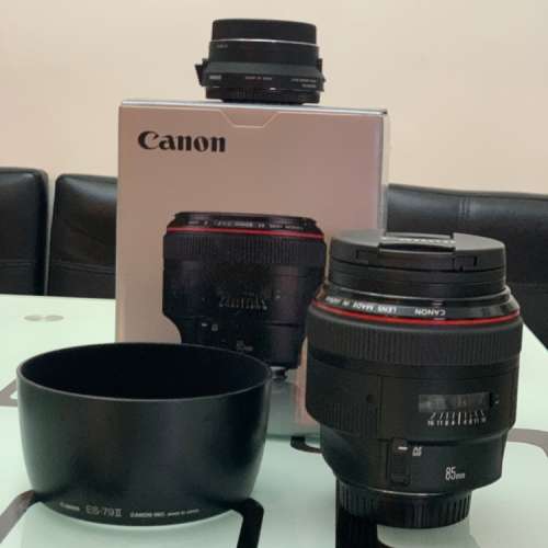 Canon EF 85mm f/1.2L II USM