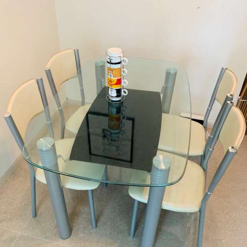 雙層 強化玻璃餐枱 餐台 餐檯 餐桌 連4餐椅 平賣 元朗