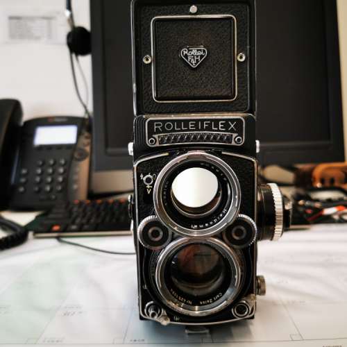 Rolleiflex 2.8F TLR 80mm Planar Typ. F