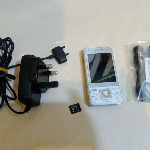 二手8成新 Sony Ericsson C903 Cybershot系列手機