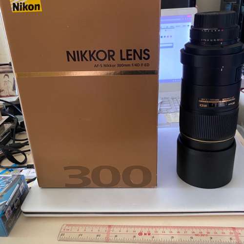 Nikon AF-S Nikkor 300mm lf/4D IF-ED