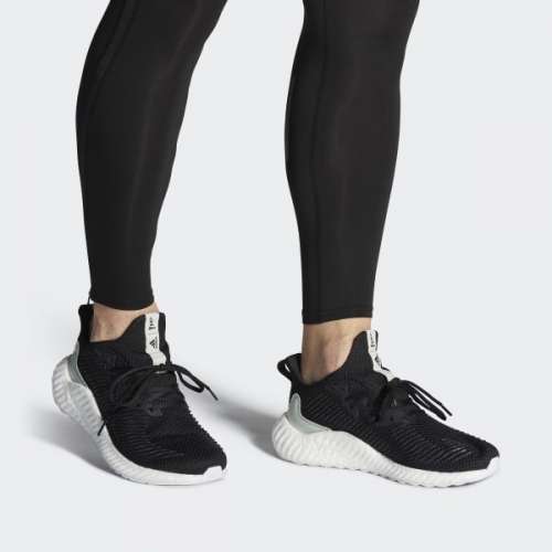 全新Adidas Alphaboost m Parley 黑色運動鞋 Ultraboost技術