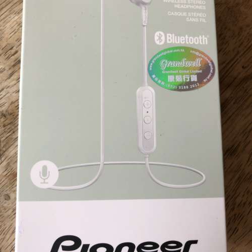 Pioneer Bluetooth headphone