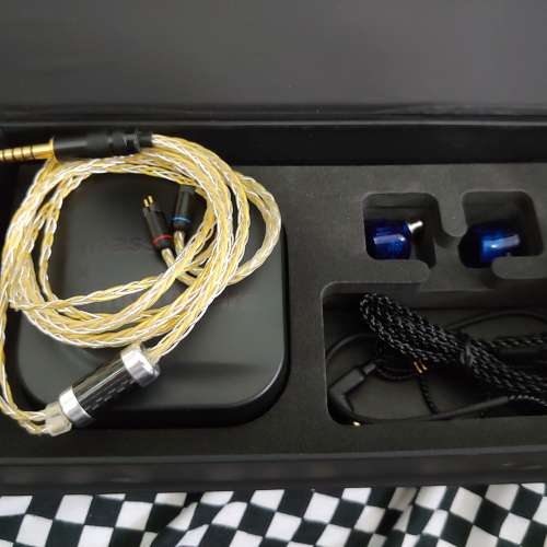 MASSDROP X EMPIRE EARS ZEUS UNIVERSAL IEMS