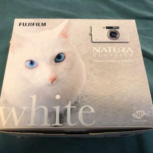 Fujifilm Natura Classica 限量版白色月光機 limited edition