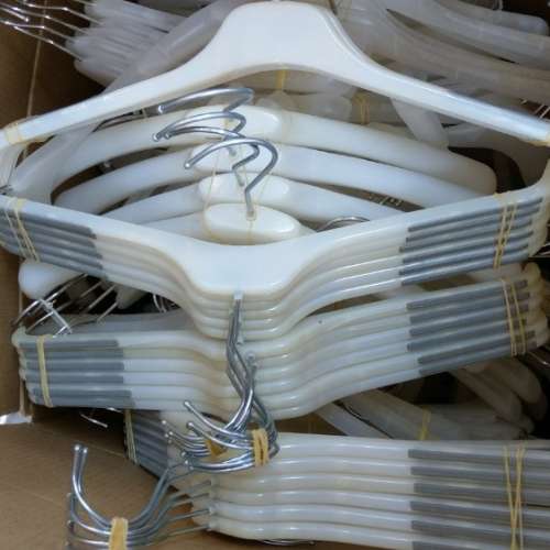 100%NEW 膠衣架 garment hangers 鐵衣架