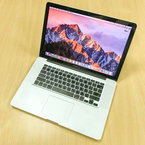 MacBook Pro 15" i7-620M 8GB 180Gb SSD