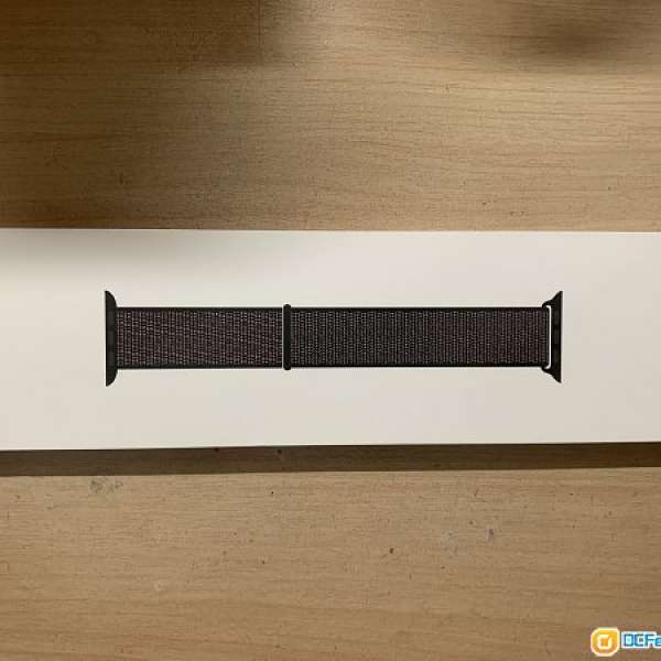100% 新Apple Watch 42/44mm BLACK Sport Loop 錶帶