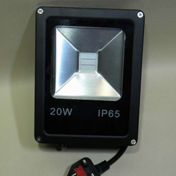 10W-50W LED 超薄防水外殼 有多種顏色及色溫 220V AC 或 12V/24V DC 供電