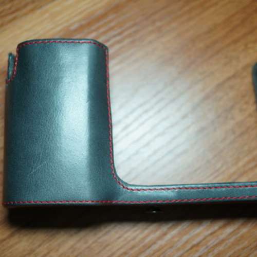 Original Leica leather half case for T series digi cam