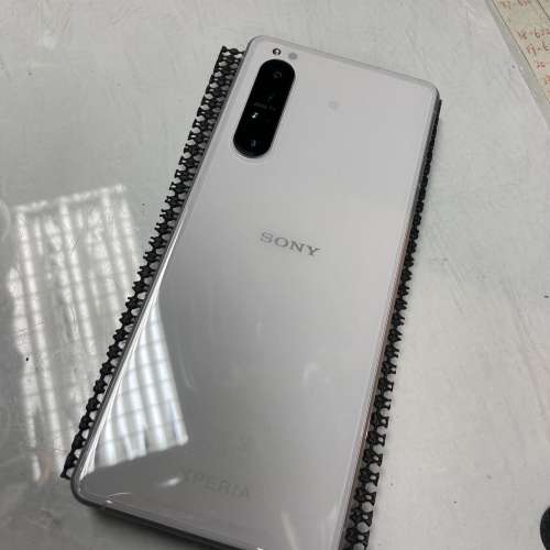 放99%新 Sony Xperia 1 ii 白色