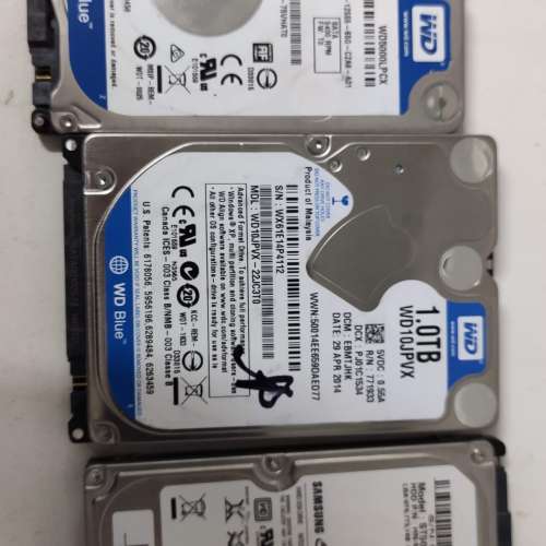 2.5 吋 hdd 3隻 : samsung 500g, wd blue 500g, wd blue 1TB