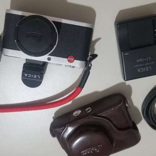 Leica x2 silver + Leica evf 2 全部99% 新
