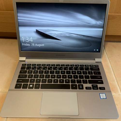 Samsung Notebook Series 9 7500U 13.3