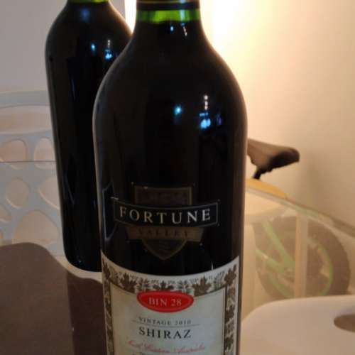 Fortune VALLEY 2010 SHIRAZ and 2002 Chateau Franc-Baudron