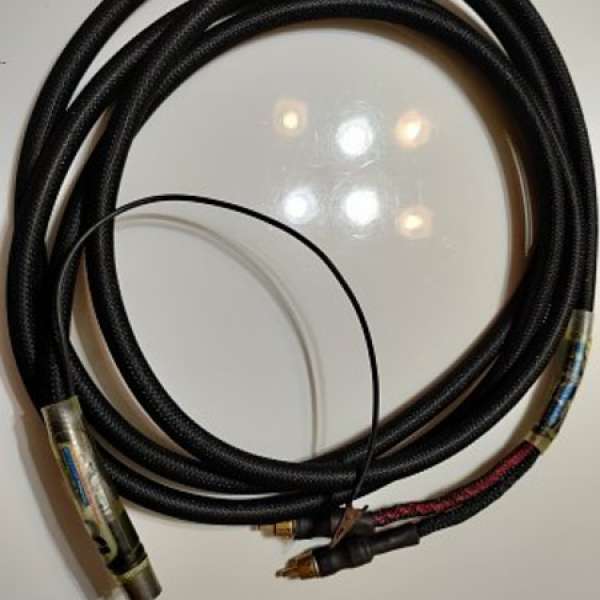 DDL  Subwoofer Cable  3M，超低音線一條3米10呎長(一入二出)