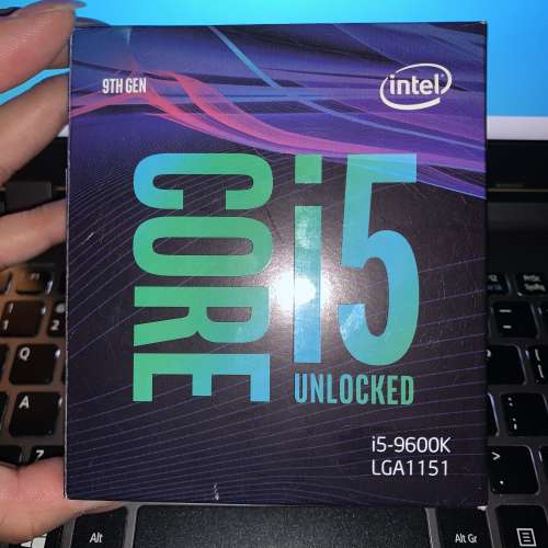 Intel 9600k ( 保固至 2022年6月 ）